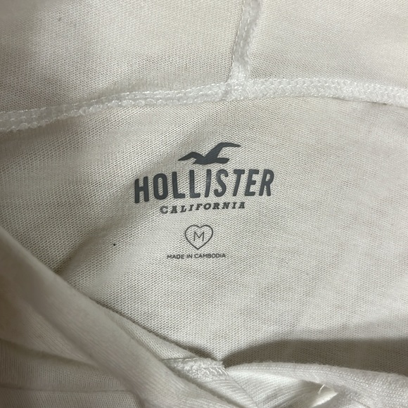 Hollister light weight sweatshirt, size medium - Picture 2 of 2